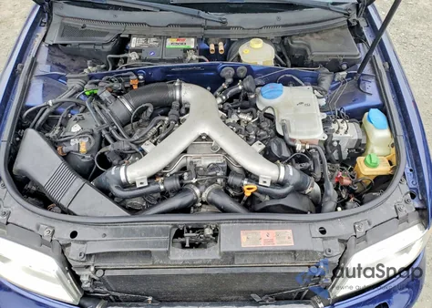 2000 Audi S4 2.7 Quattro из США, поврежденный, VIN WAUDD68D2YA041149